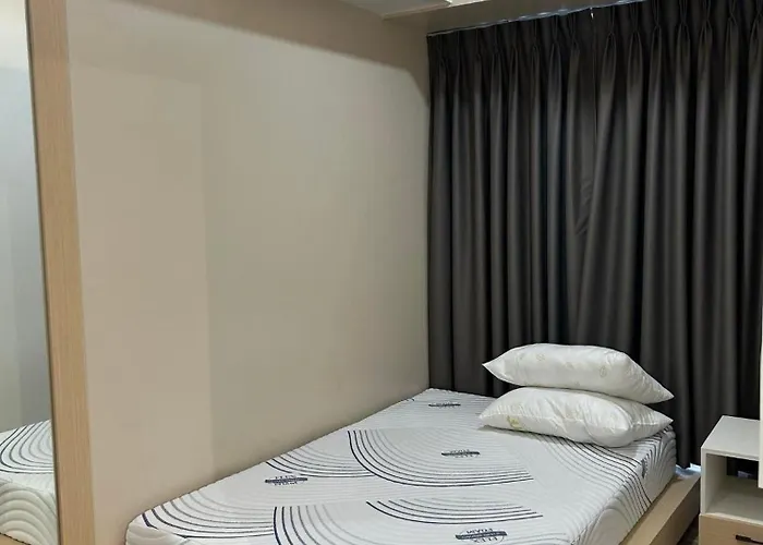 Azure Staycation Near Bicutan Tollgate Apartamento *