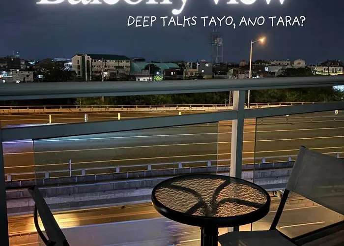 Azure Staycation Near Bicutan Tollgate Apartamento