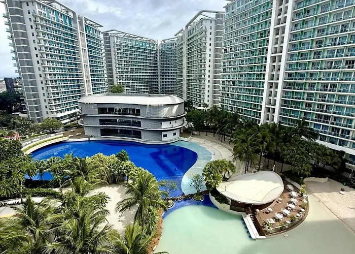 Azure Staycation Near Bicutan Tollgate Apartamento